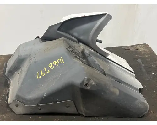 INTERNATIONAL TERRASTAR Fender Extension