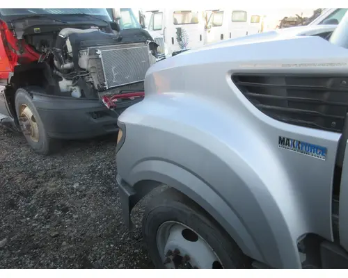 INTERNATIONAL TERRASTAR Hood