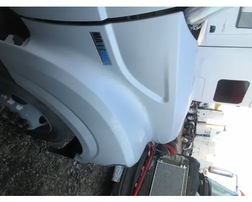 INTERNATIONAL TERRASTAR Hood