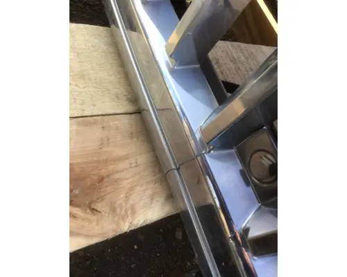 INTERNATIONAL TERRASTAR Hood