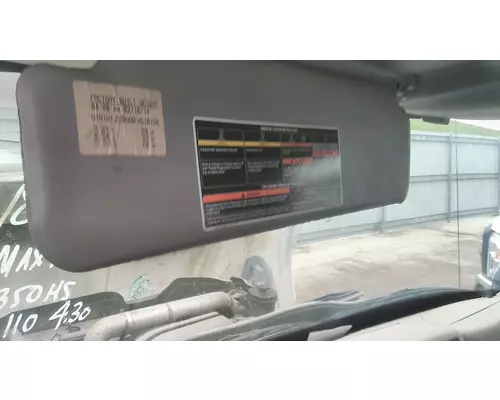 INTERNATIONAL TERRASTAR INTERIOR SUN VISOR