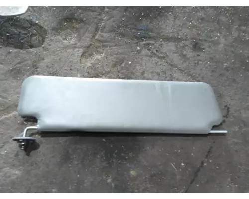 INTERNATIONAL TERRASTAR INTERIOR SUN VISOR