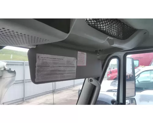 INTERNATIONAL TERRASTAR INTERIOR SUN VISOR