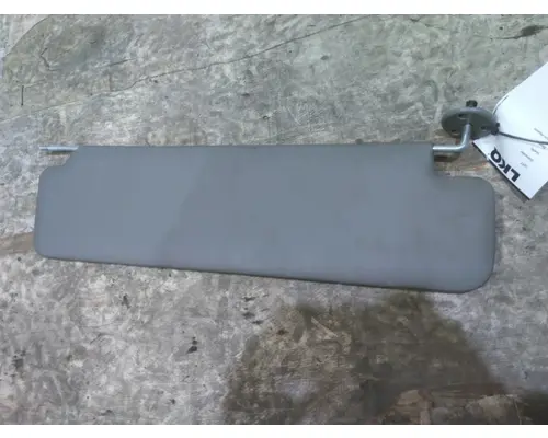 INTERNATIONAL TERRASTAR INTERIOR SUN VISOR
