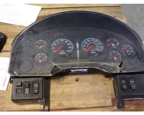 INTERNATIONAL TERRASTAR Instrument Cluster