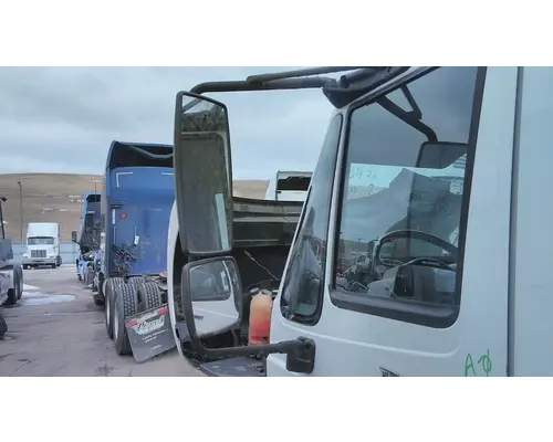 INTERNATIONAL TERRASTAR MIRROR ASSEMBLY CABDOOR