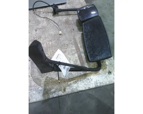 INTERNATIONAL TERRASTAR MIRROR ASSEMBLY CABDOOR