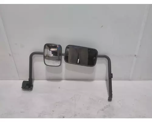 INTERNATIONAL TERRASTAR Mirror (Side View)