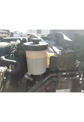 INTERNATIONAL TERRASTAR POWER STEERING RESERVOIR
