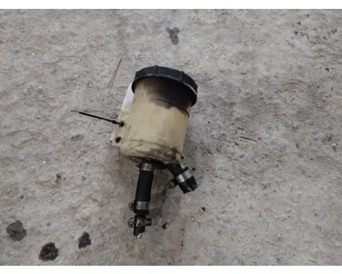 INTERNATIONAL TERRASTAR POWER STEERING RESERVOIR