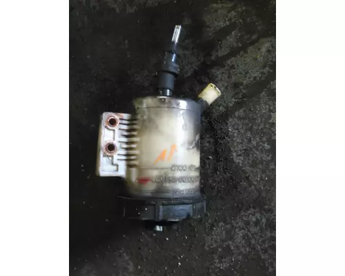 INTERNATIONAL TERRASTAR POWER STEERING RESERVOIR