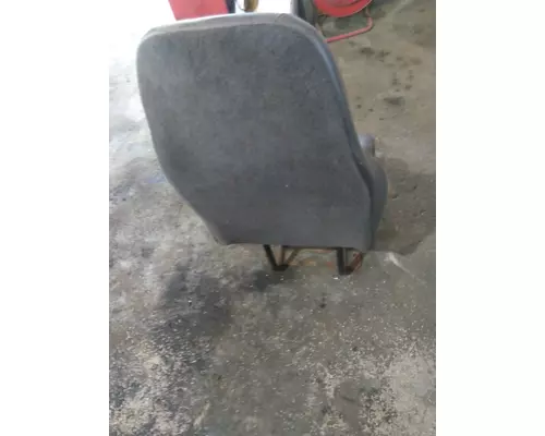 INTERNATIONAL TERRASTAR SEAT, FRONT
