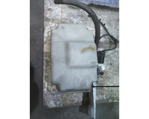 INTERNATIONAL TERRASTAR WINDSHIELD WASHER RESERVOIR