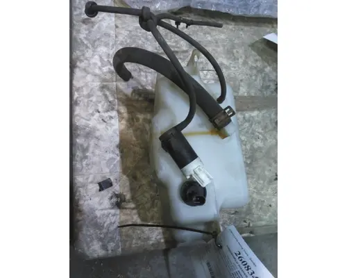 INTERNATIONAL TERRASTAR WINDSHIELD WASHER RESERVOIR