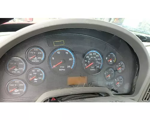 INTERNATIONAL TRANSTAR Instrument Cluster