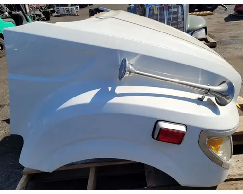 INTERNATIONAL TerraStar Hood