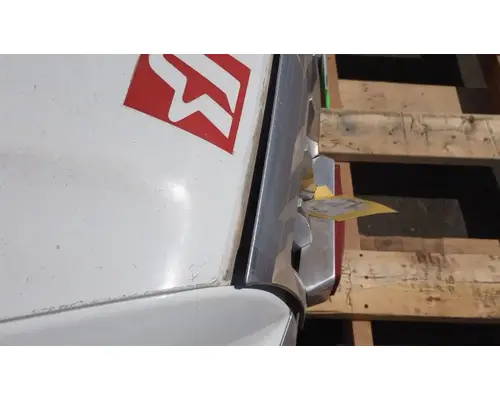 INTERNATIONAL TerraStar Hood