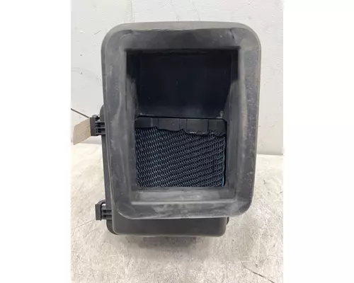 INTERNATIONAL Terrastar Air Cleaner