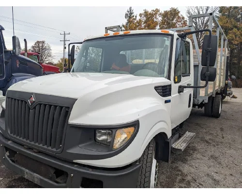 INTERNATIONAL Terrastar Complete Vehicle