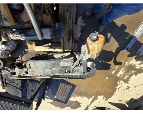 INTERNATIONAL Terrastar Radiator Shroud