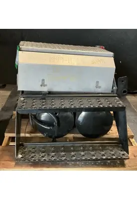 INTERNATIONAL TranStar 8600 Battery Box/Tray