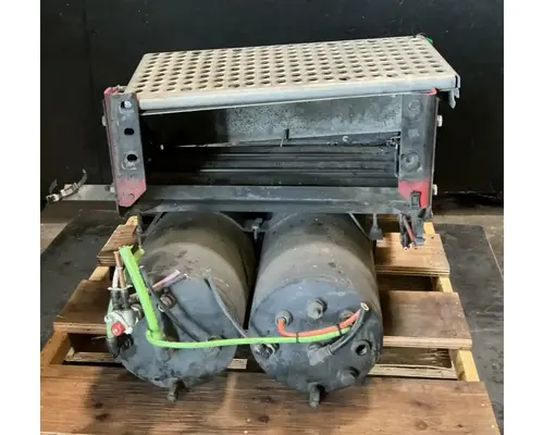 INTERNATIONAL TranStar 8600 Battery BoxTray