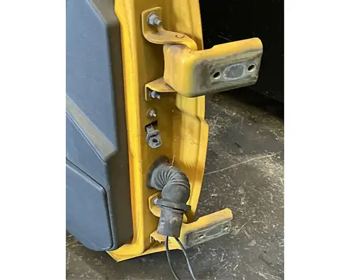 INTERNATIONAL TranStar 8600 Door Assembly, Front