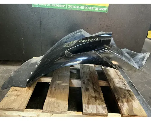 INTERNATIONAL TranStar 8600 Fender Extension