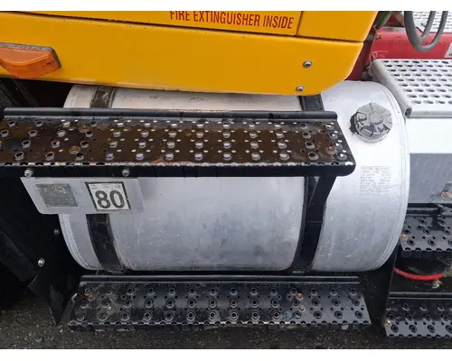 INTERNATIONAL TranStar 8600 Fuel Tank