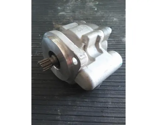 INTERNATIONAL UNIVERSAL POWER STEERING PUMP