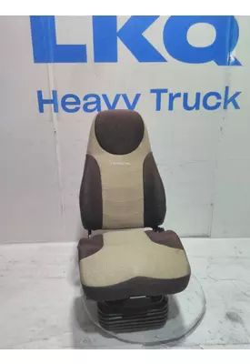INTERNATIONAL UNIVERSAL Seat, Front