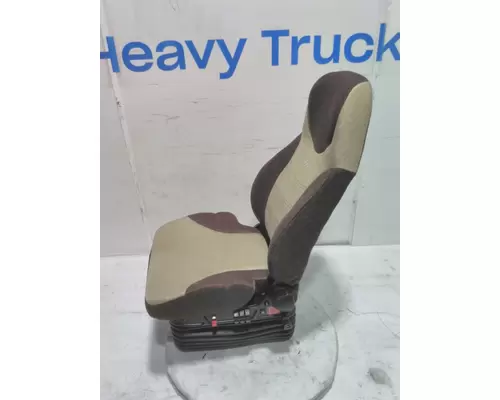 INTERNATIONAL UNIVERSAL Seat, Front