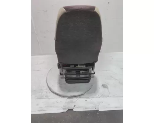 INTERNATIONAL UNIVERSAL Seat, Front