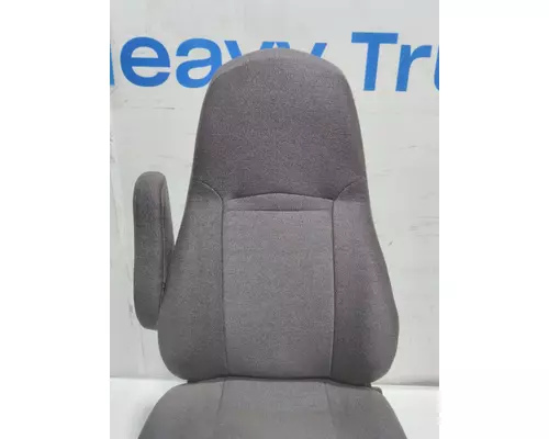 INTERNATIONAL UNIVERSAL Seat, Front