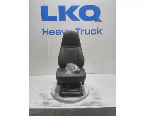 INTERNATIONAL UNIVERSAL Seat, Front