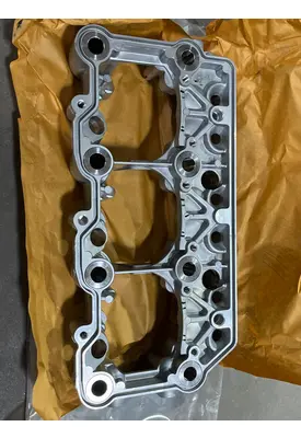 INTERNATIONAL VT 275 Valve Cover