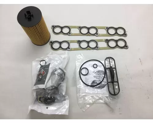 INTERNATIONAL VT275 (4.5L) Engine Oil Cooler