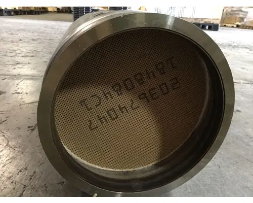 INTERNATIONAL VT365 (6.0L) DPF (Diesel Particulate Filter)