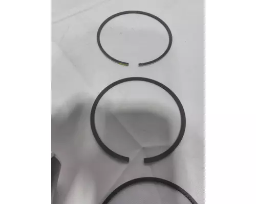 INTERNATIONAL VT365 (6.0L) Piston