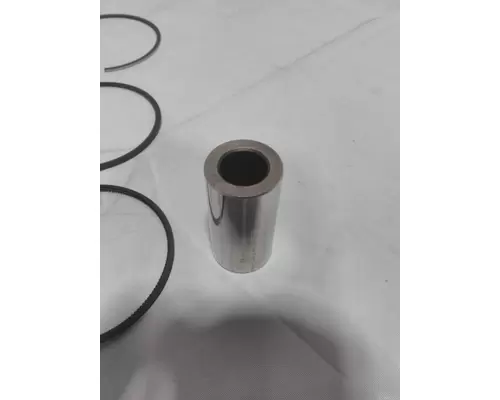 INTERNATIONAL VT365 (6.0L) Piston