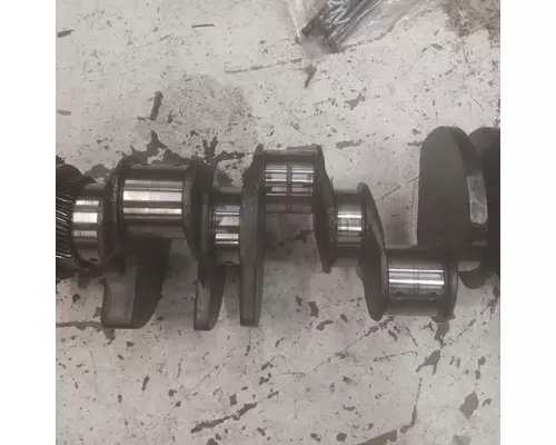 INTERNATIONAL VT365 Crankshaft