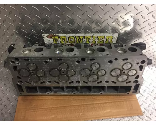 INTERNATIONAL VT365 Cylinder Head