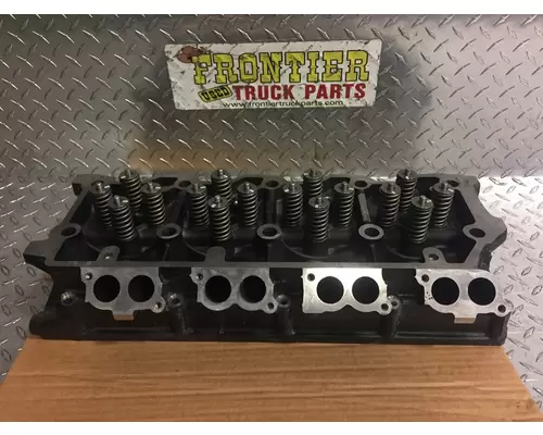 INTERNATIONAL VT365 Cylinder Head