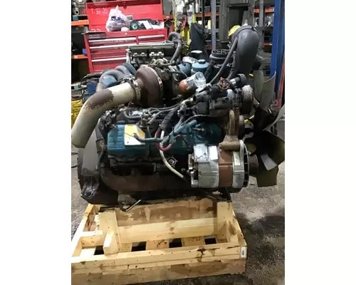 INTERNATIONAL VT365 Engine Assembly