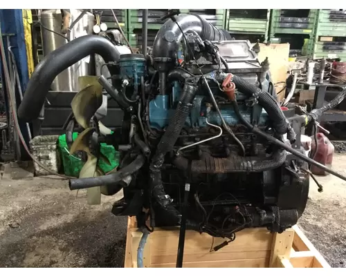 INTERNATIONAL VT365 Engine Assembly