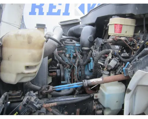 INTERNATIONAL VT365 Engine Assembly