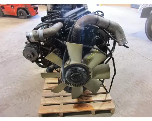 INTERNATIONAL VT365 Engine Assembly