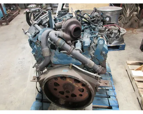 INTERNATIONAL VT365 Engine Assembly