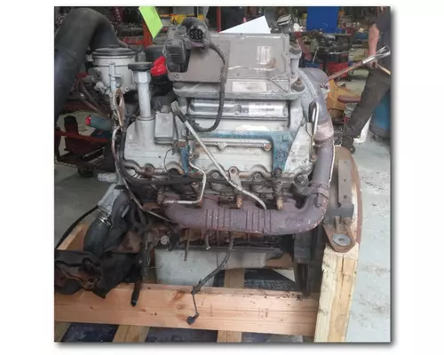 INTERNATIONAL VT365 Engine Assembly