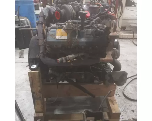 INTERNATIONAL VT365 Engine Assembly